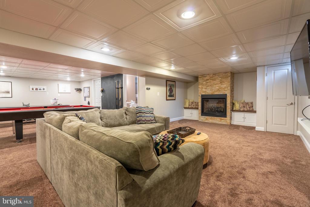 100 Tracey Cir