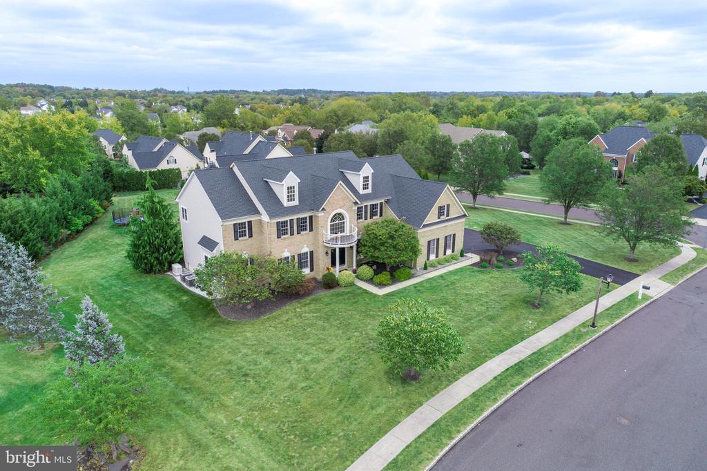 100 Tracey Cir