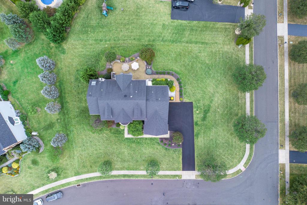 100 Tracey Cir