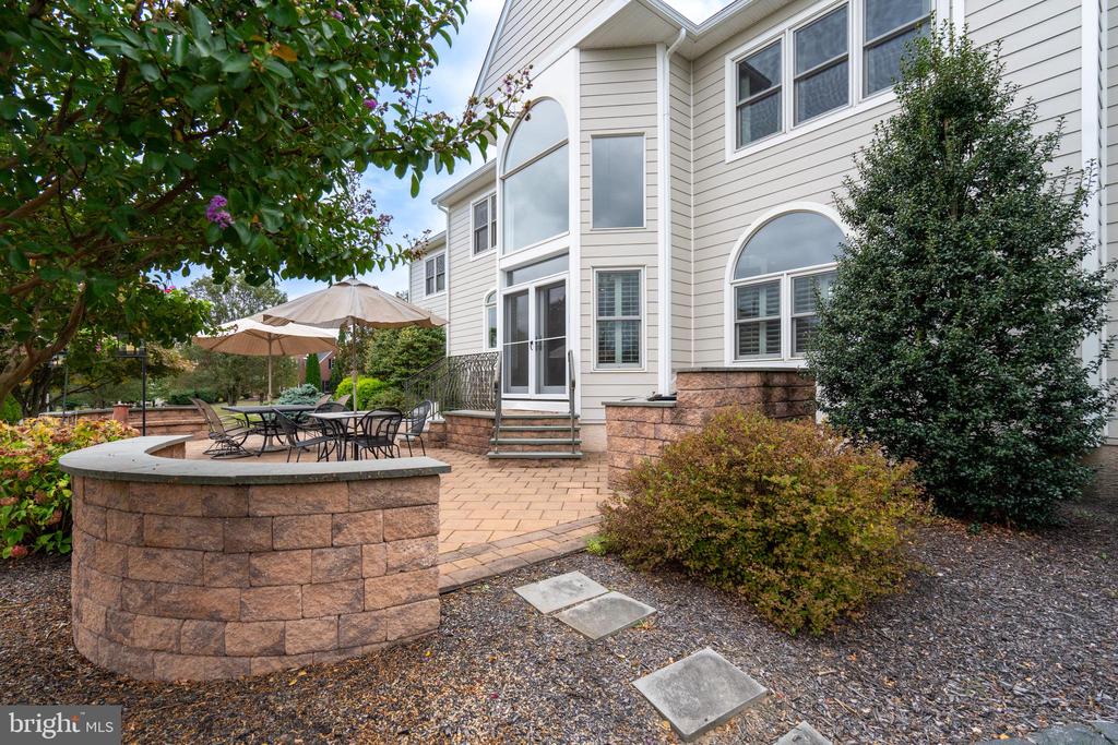 100 Tracey Cir