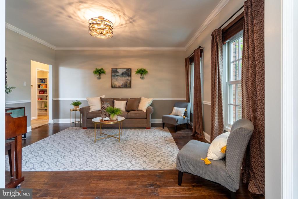 100 Tracey Cir