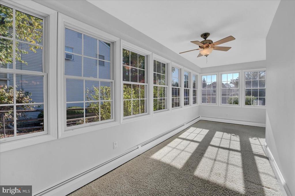 460 Tennis Ave