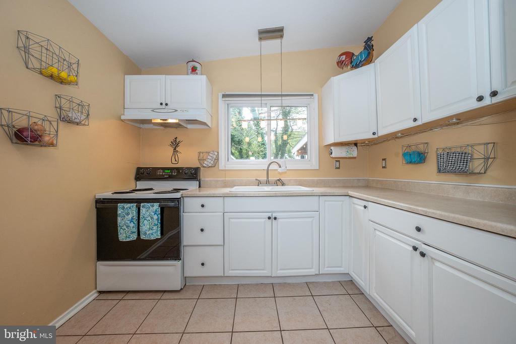 506 Graystone Rd