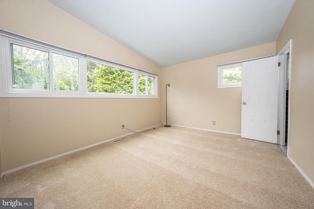 506 Graystone Rd