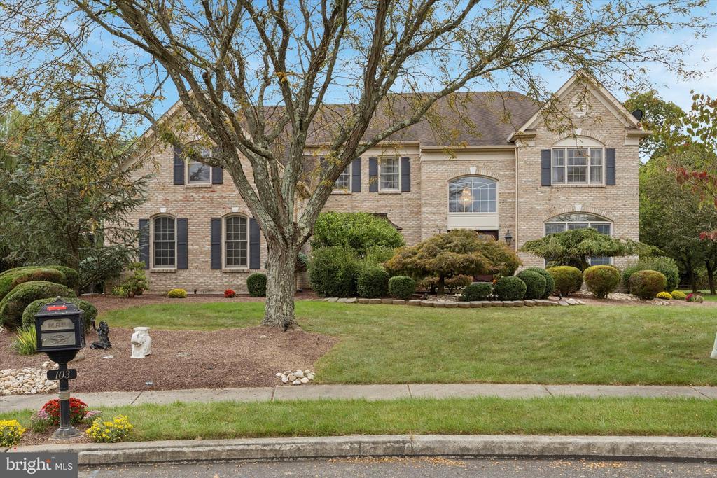 103 Potters Way