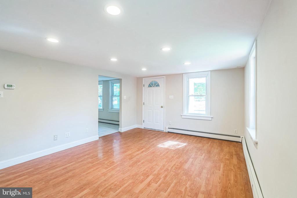 123 Richardson Rd