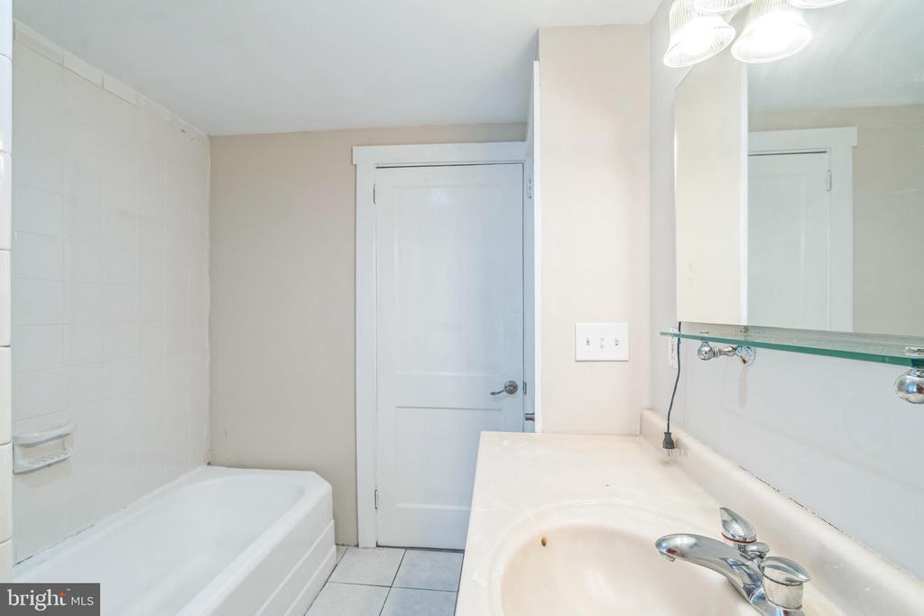 123 Richardson Rd