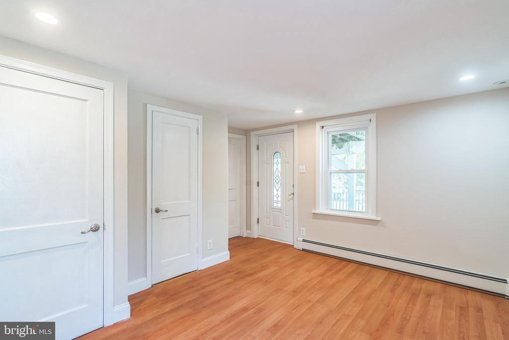 123 Richardson Rd