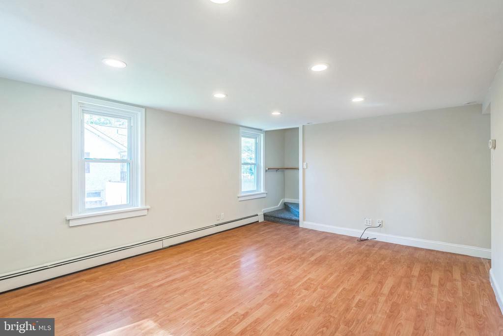 123 Richardson Rd