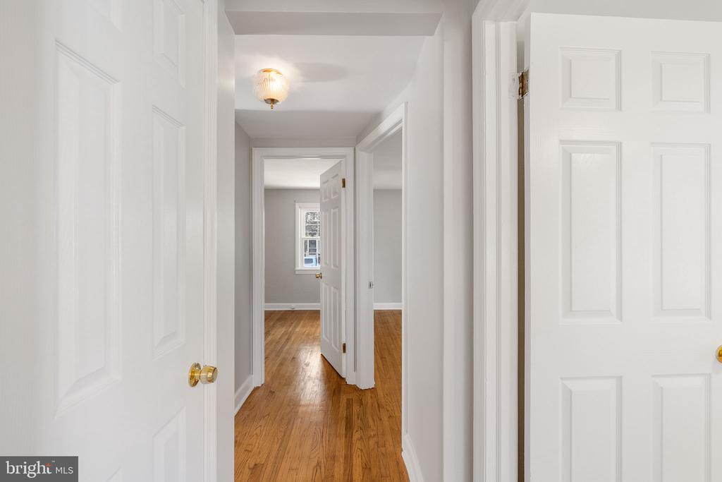 223 Cameron Rd
