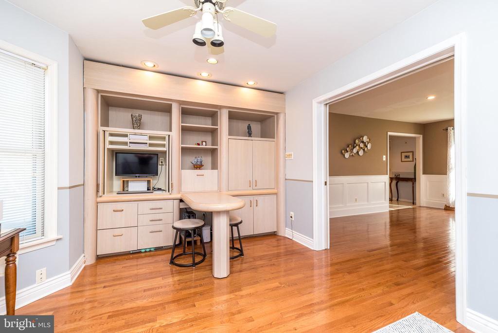 9 Shalimar Ln