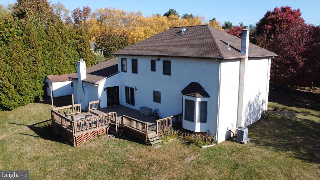9 Shalimar Ln