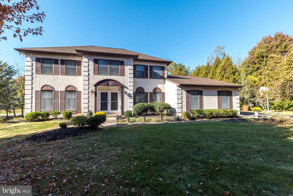 9 Shalimar Ln