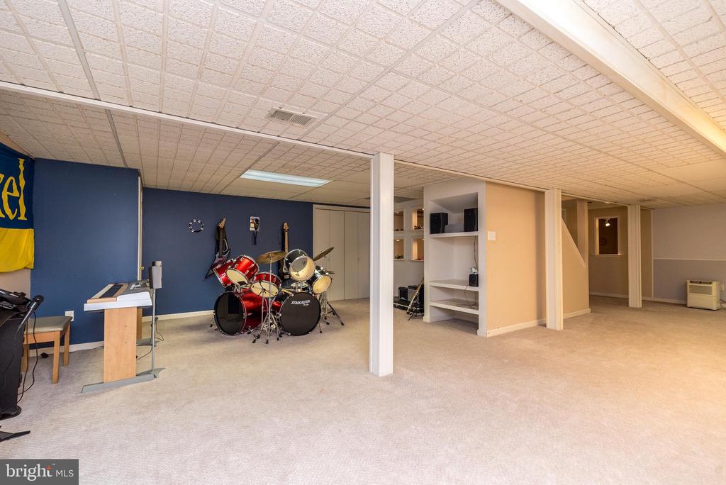 9 Shalimar Ln