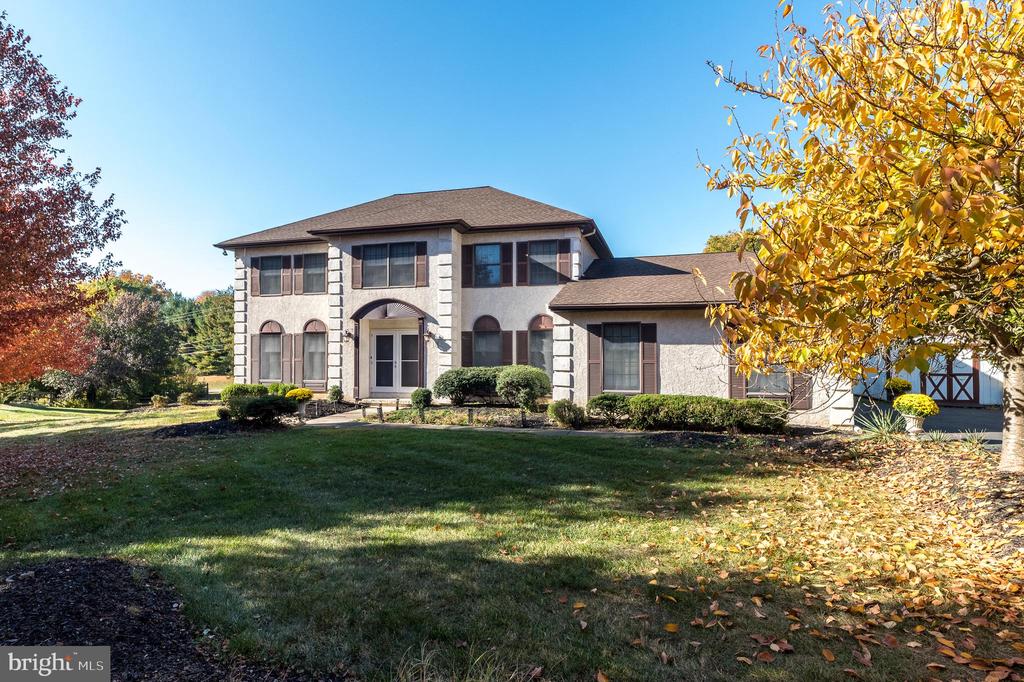 9 Shalimar Ln