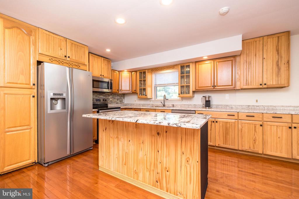 9 Shalimar Ln
