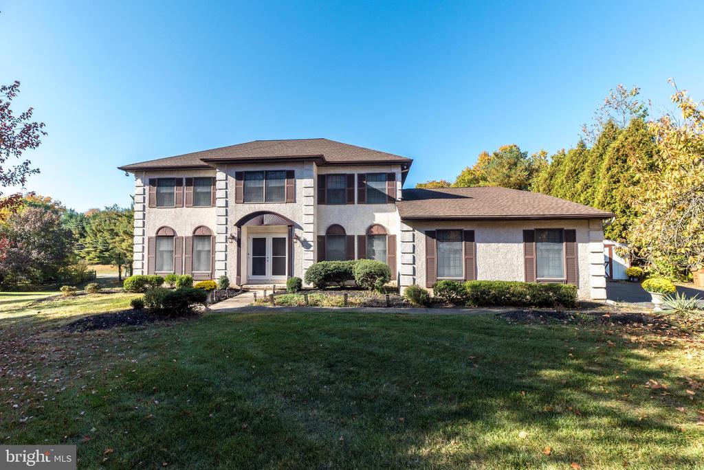 9 Shalimar Ln