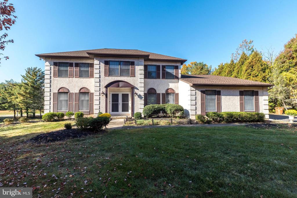 9 Shalimar Ln