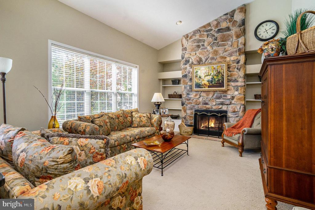 1102 Brynhill Ct