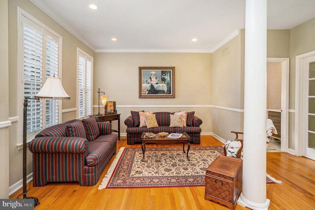 1102 Brynhill Ct