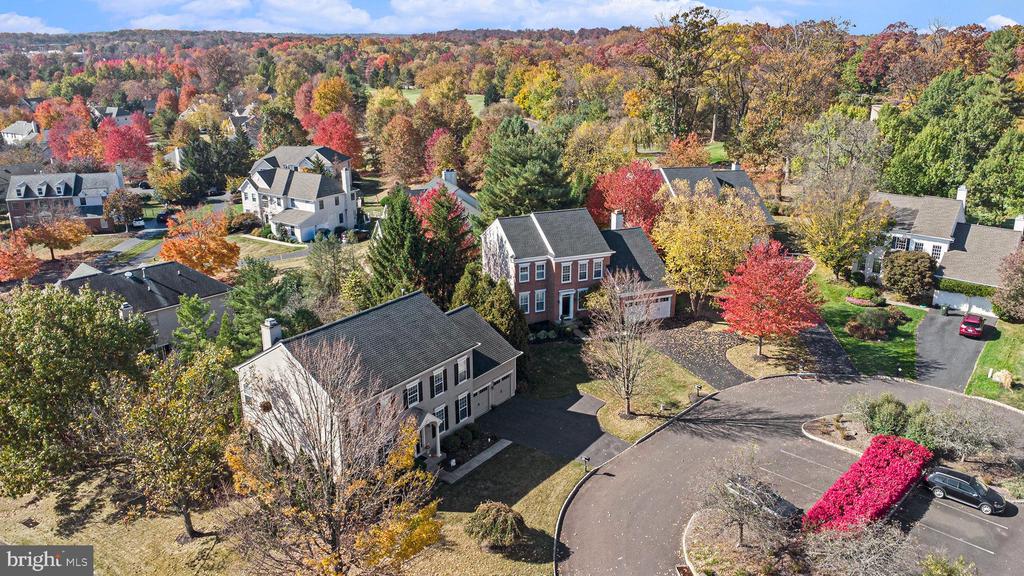 1102 Brynhill Ct