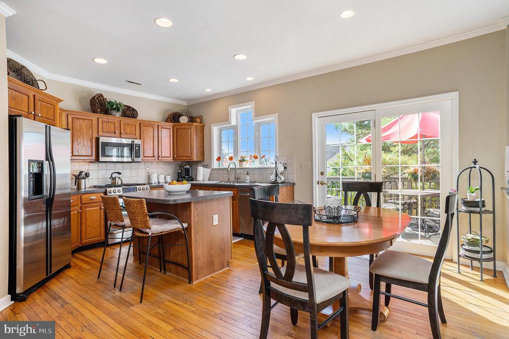 1102 Brynhill Ct