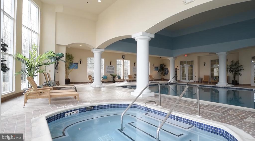 292 Goldenrod Dr