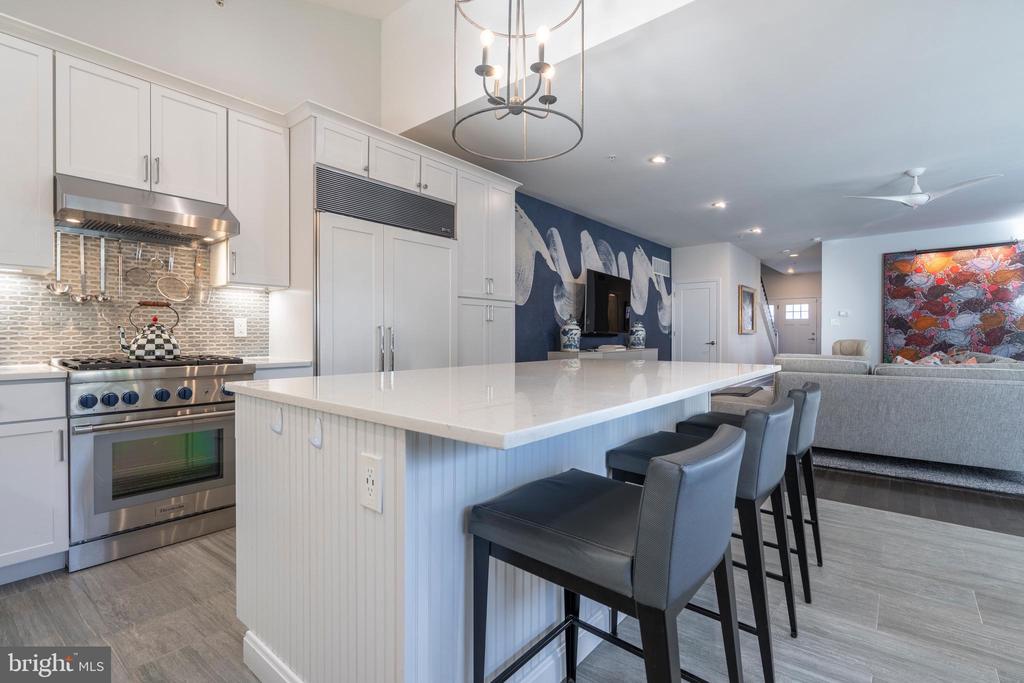 728 Fraley St