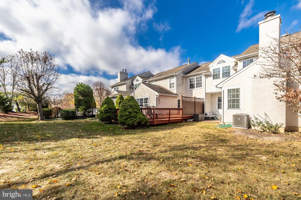 1708 Hood Ln