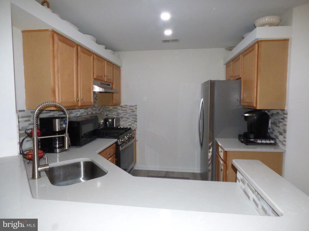 312 Dresher Woods Dr