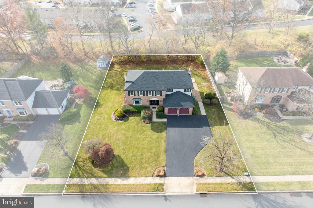 1334 Cernan Ln