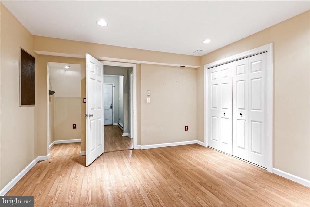 3 Berger Ln