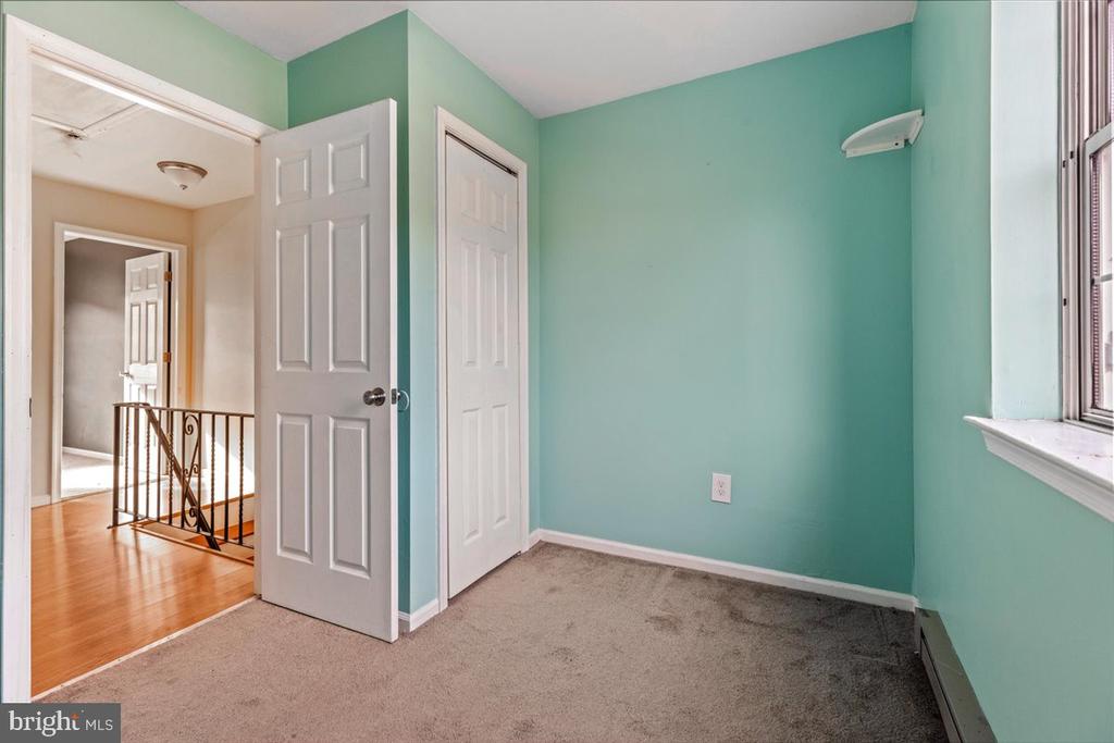 3 Berger Ln