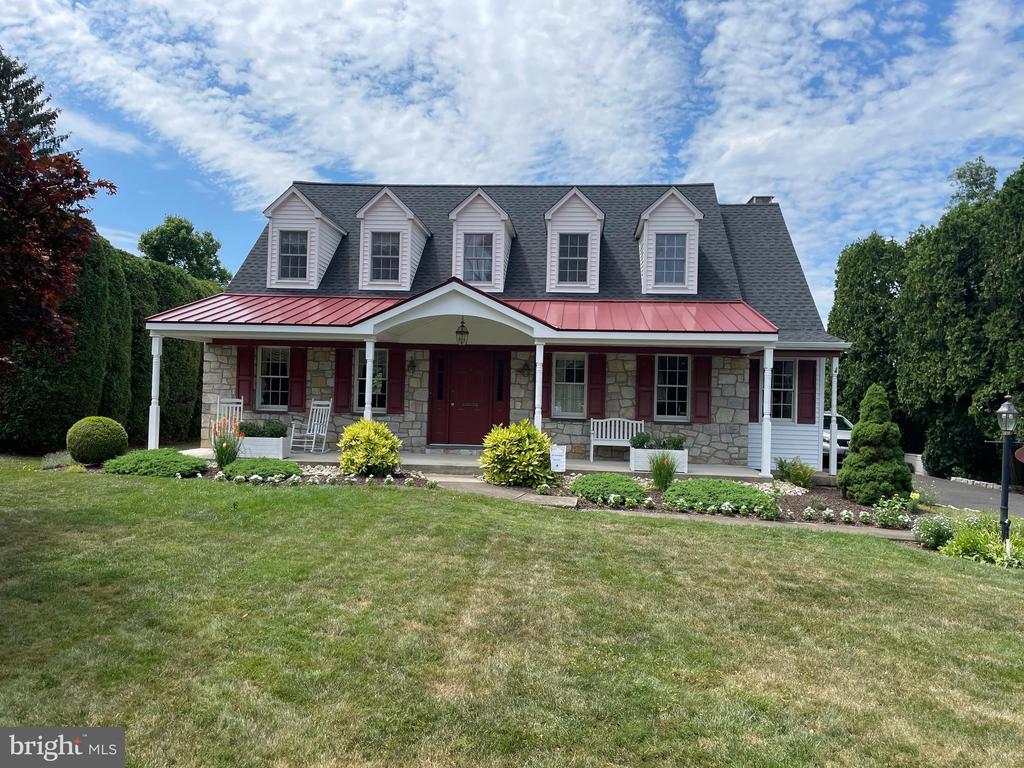 814 S Fairway Rd