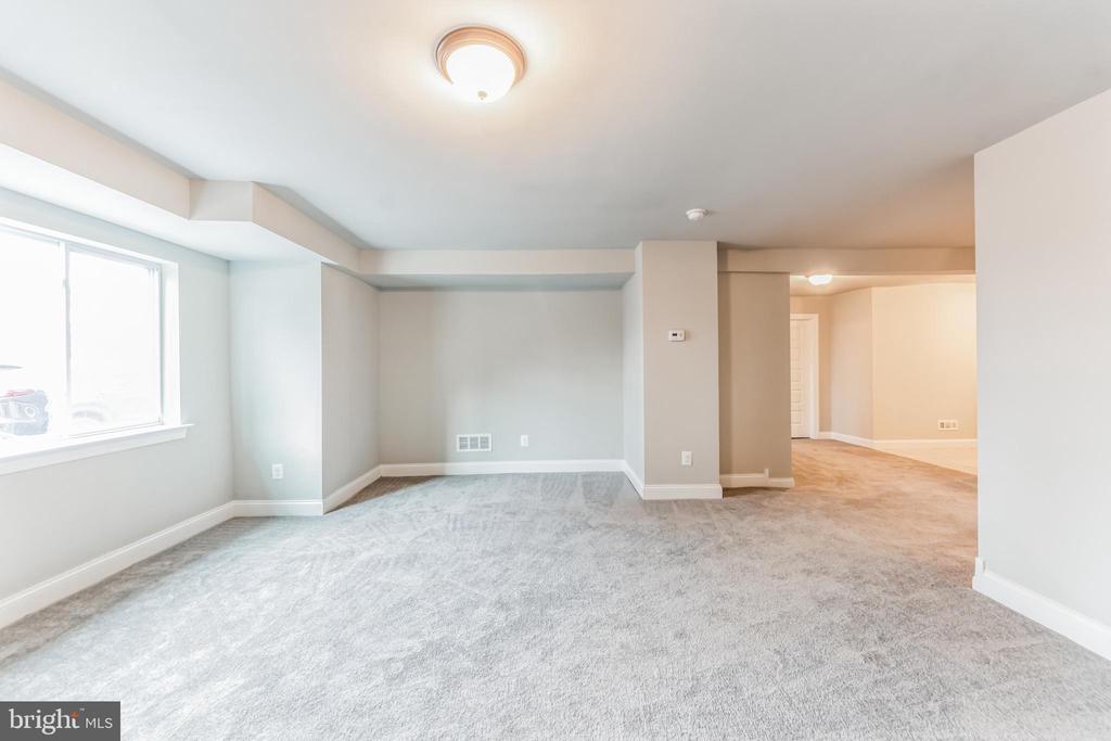 1316 BUTLER PIKE #REAR