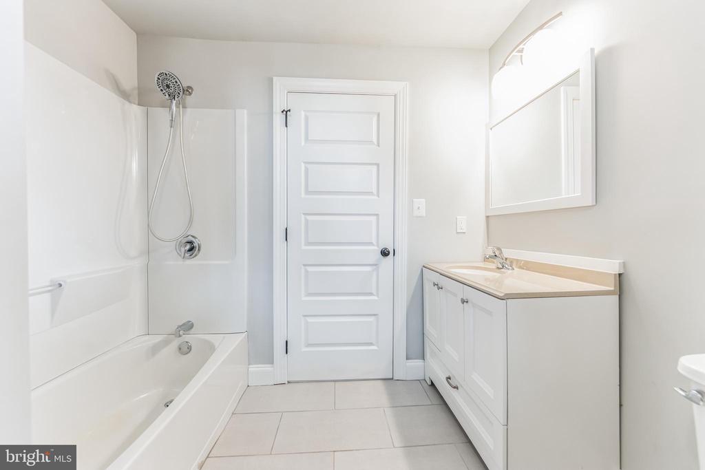 1316 BUTLER PIKE #REAR