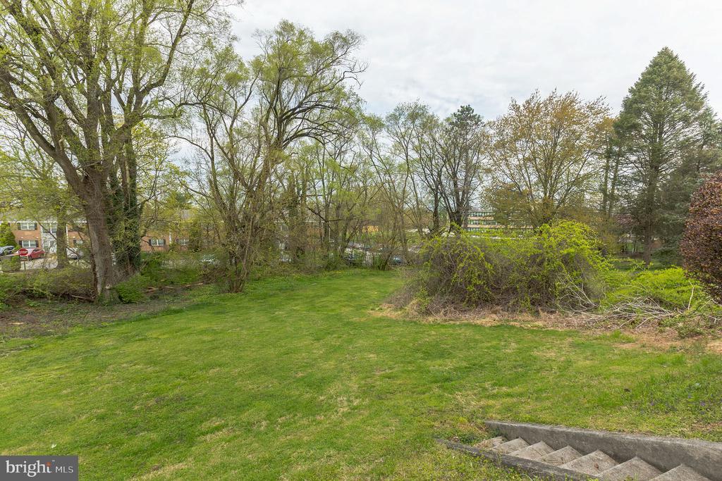 1316 BUTLER PIKE #REAR