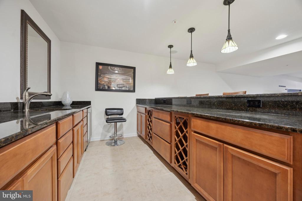 102 Shire Dr