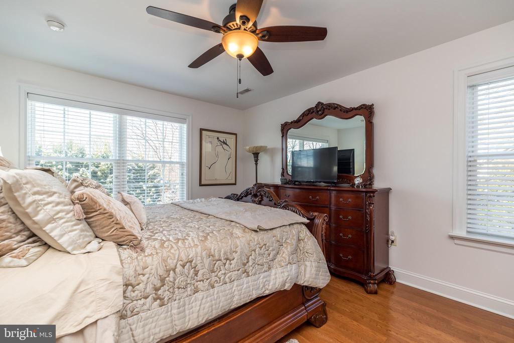 2434 Butler Pike