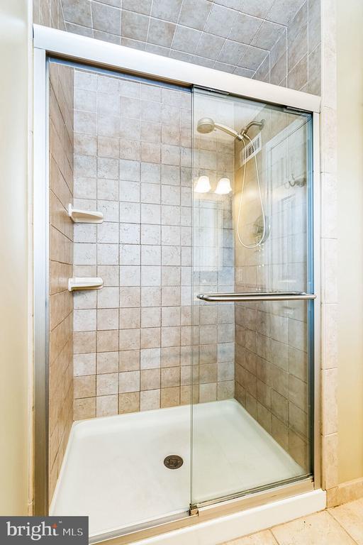 102 Twining Rd