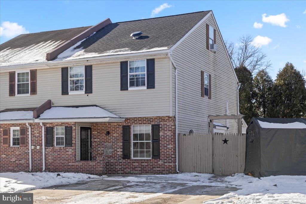 2155 Fort Bevon Rd