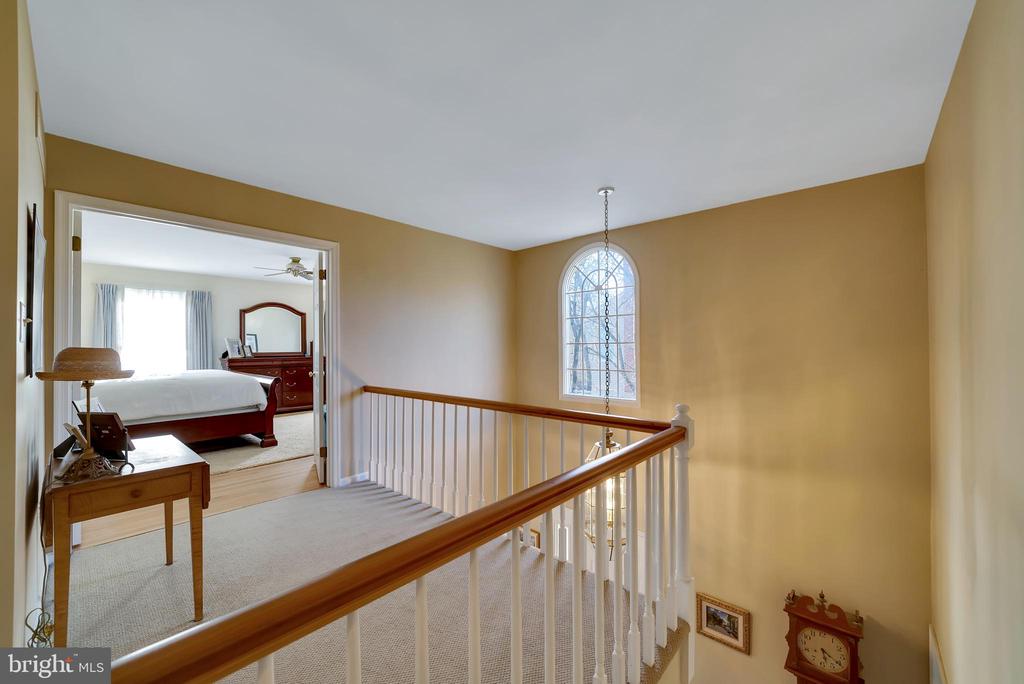116 Bridle Ln