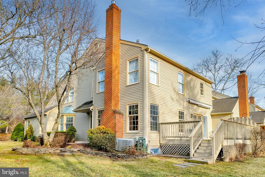 116 Bridle Ln