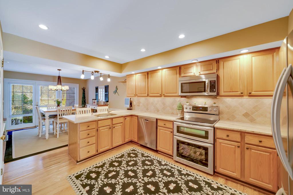 116 Bridle Ln