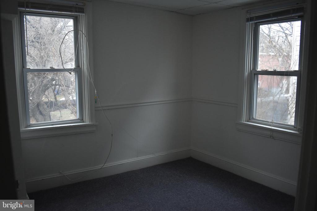 509 SUMMIT AVE