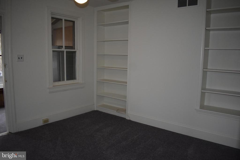 509 SUMMIT AVE