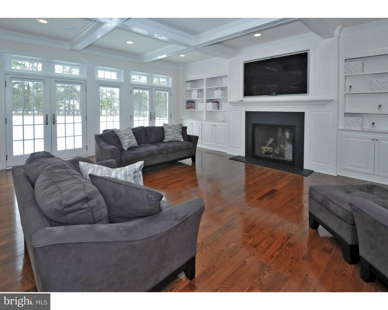 150 Red Oak Dr