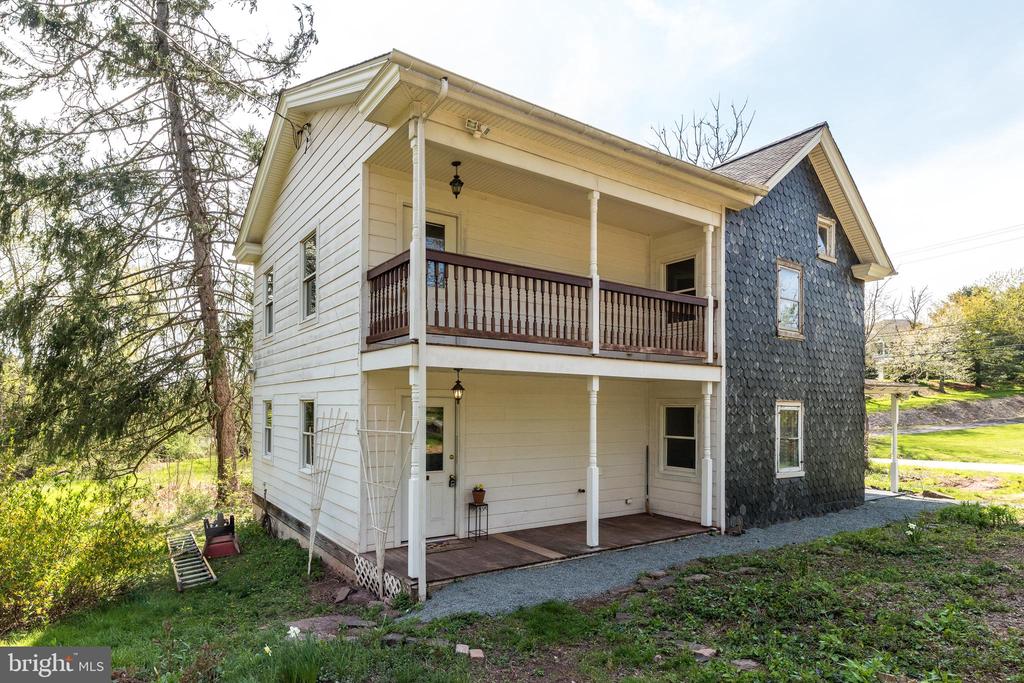 2118 CROSS RD