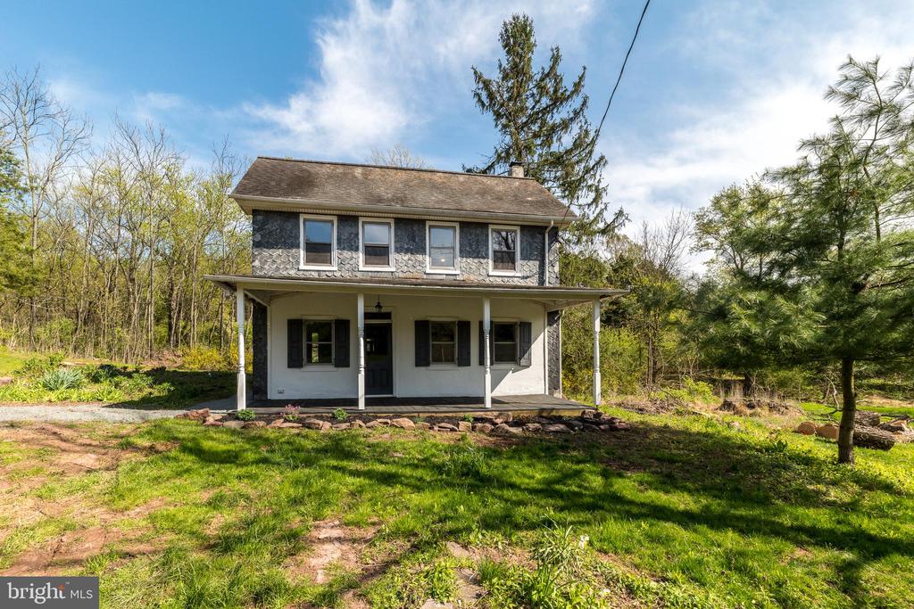 2118 CROSS RD