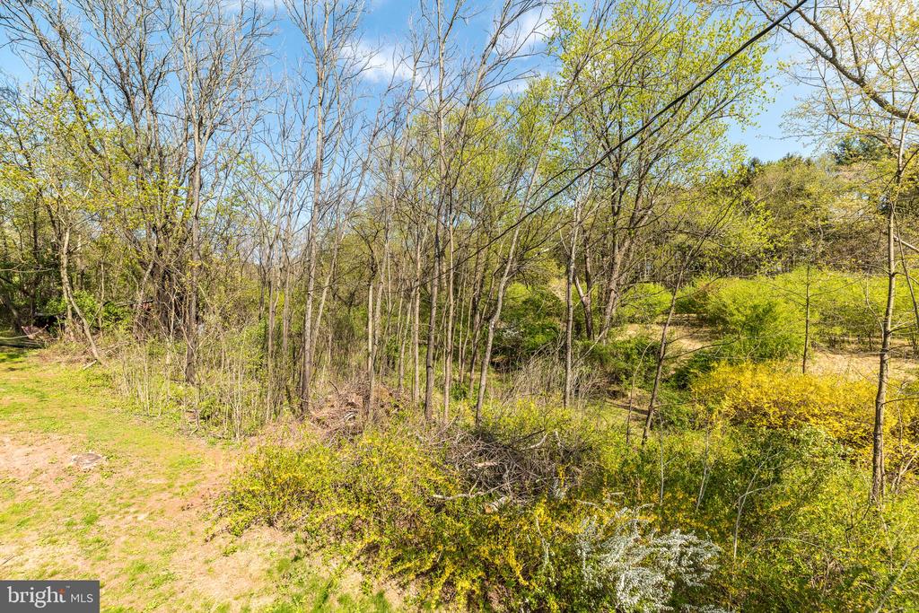 2118 CROSS RD